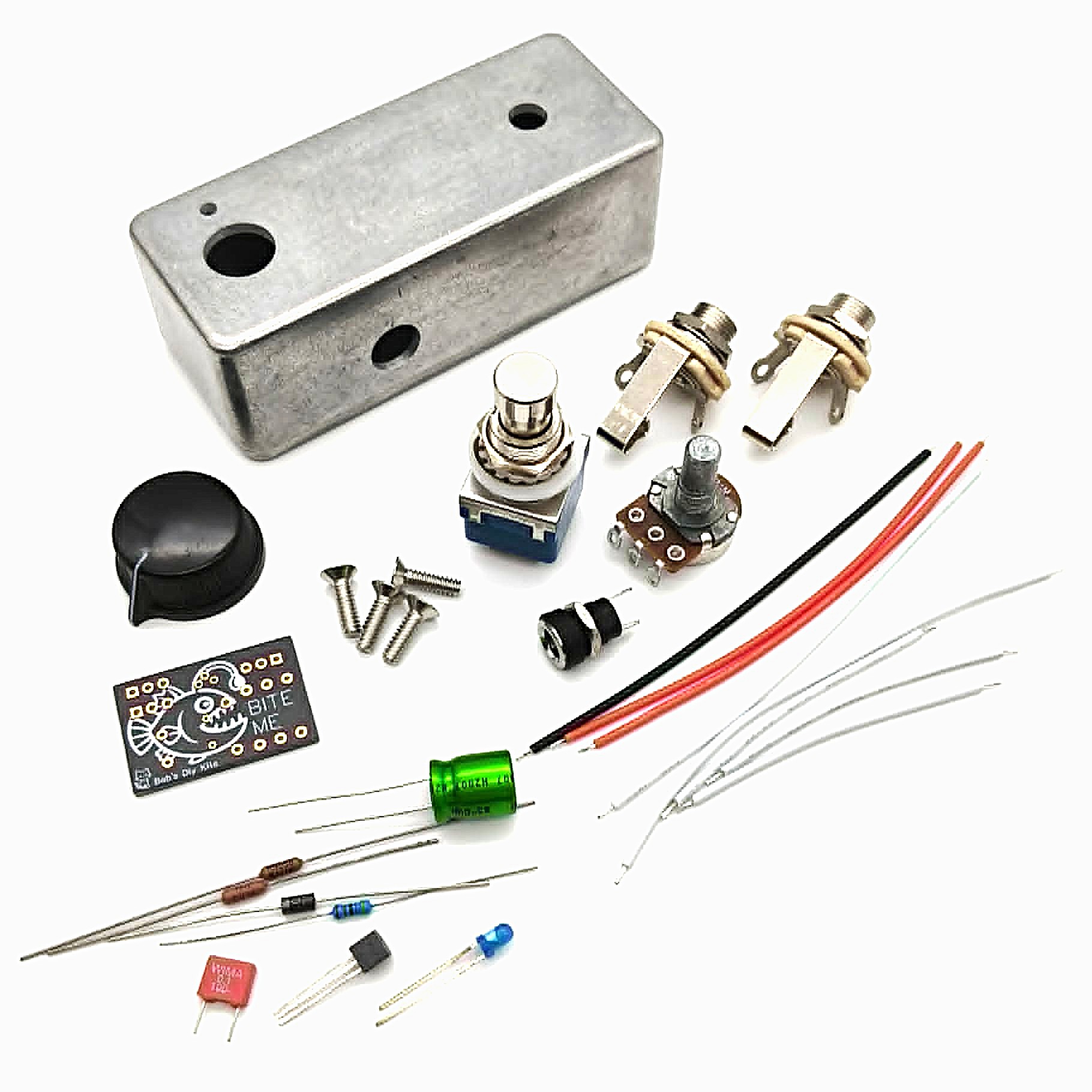 Clean Boost J201 套件全家福：1590A 鋁殼、PCB、3PDT 開關、B1M Pot、Jack、J201、電容電阻